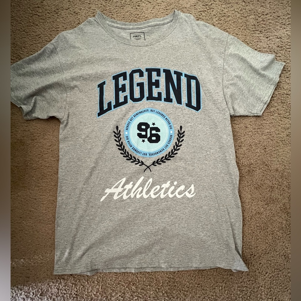 rue 21 Tshirt, color grey, size L